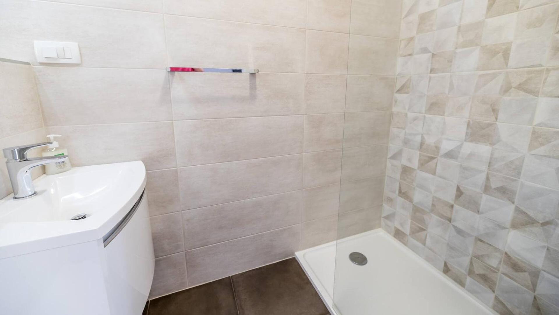 Apartments & Rooms Dekanic Baska  Bagian luar foto