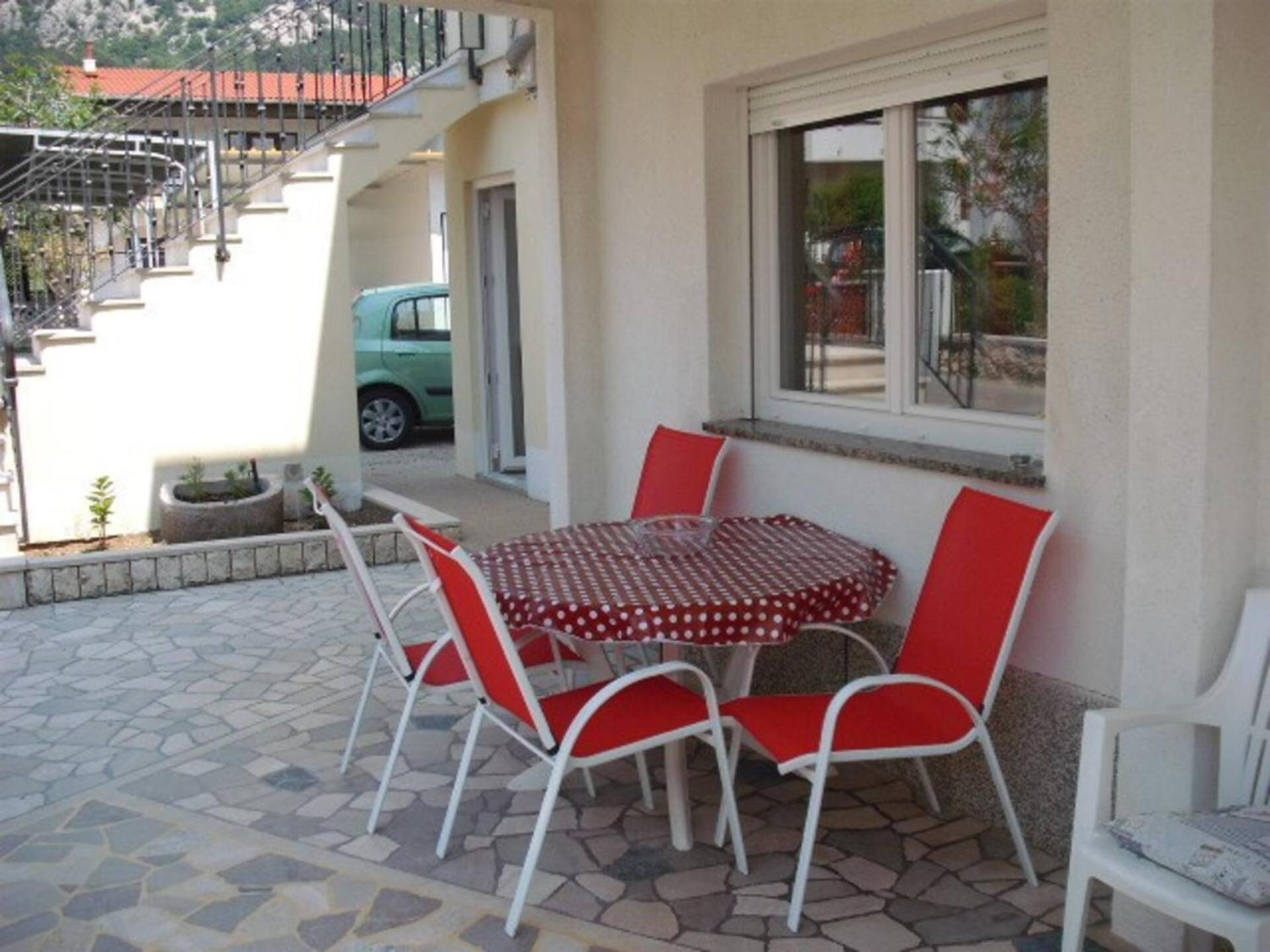 Apartments & Rooms Dekanic Baska  Bagian luar foto