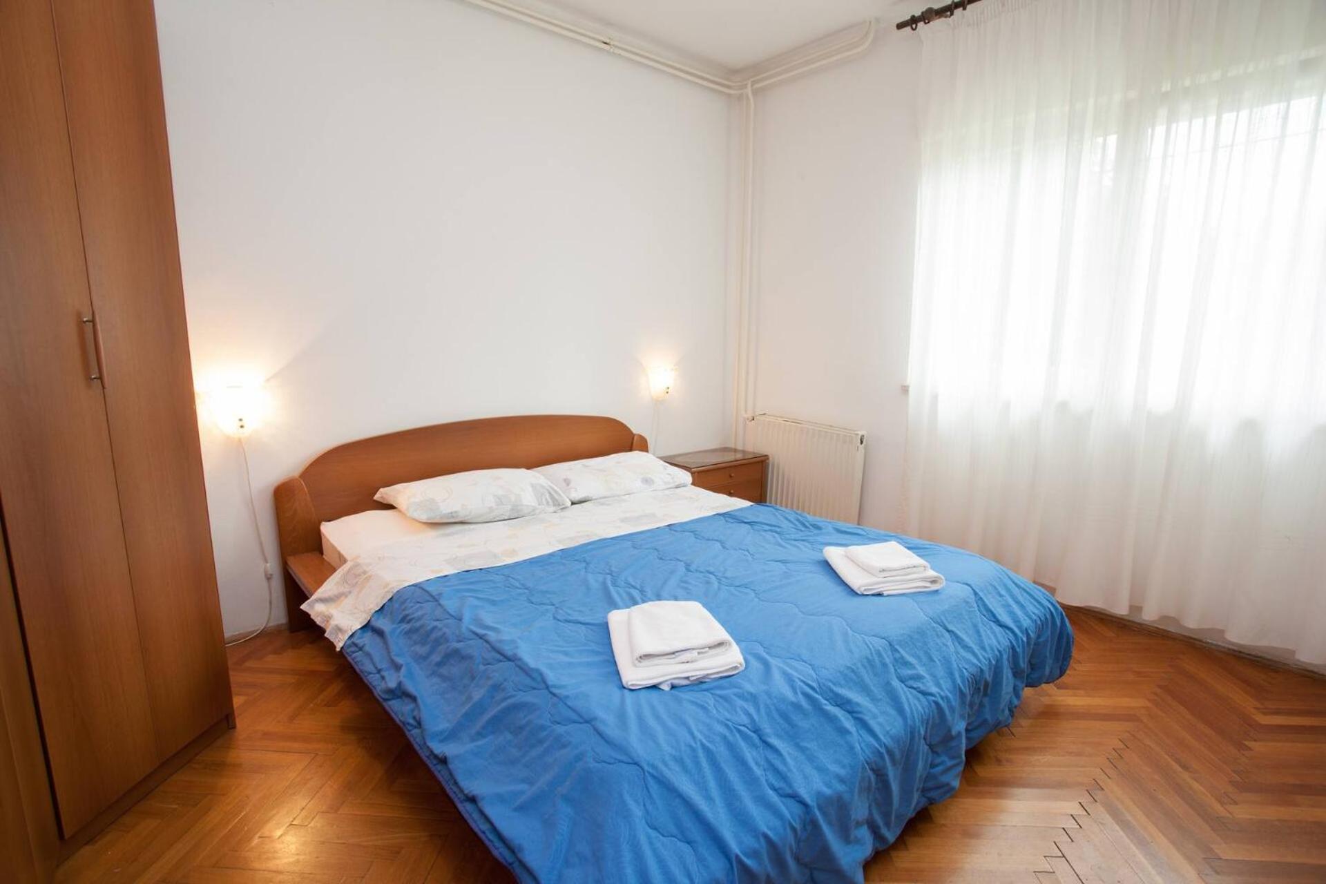 Apartments & Rooms Dekanic Baska  Bagian luar foto